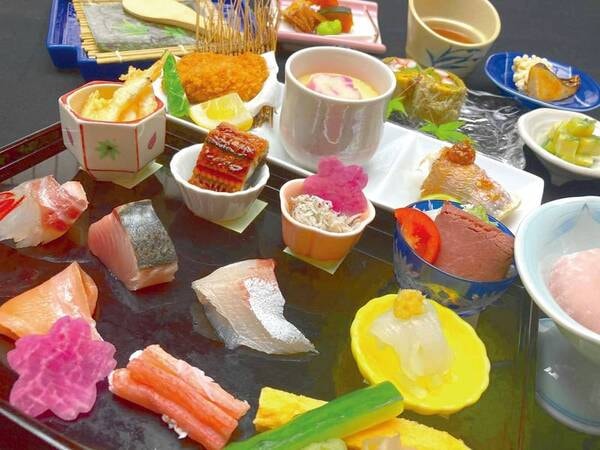 【スタンダード御膳/例】4月からは新鮮な地魚等を手巻き寿司でいただく献立に