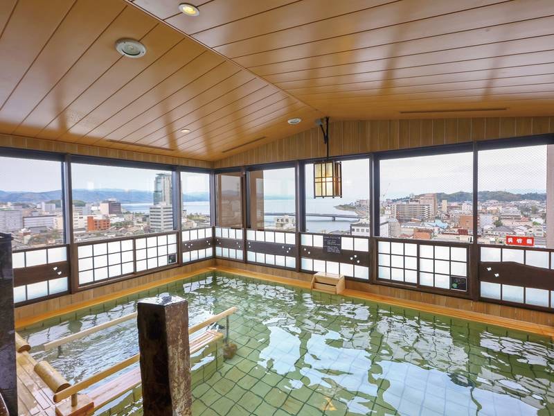 松江市内で天然温泉を愉しめる贅沢