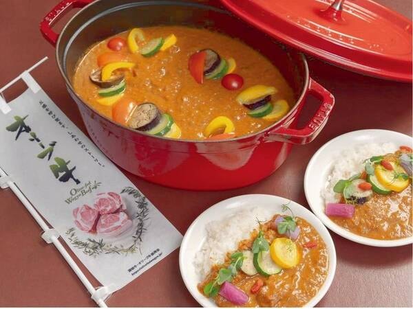 【夕食バイキング】ホテル特製オリーブ牛カレー/例