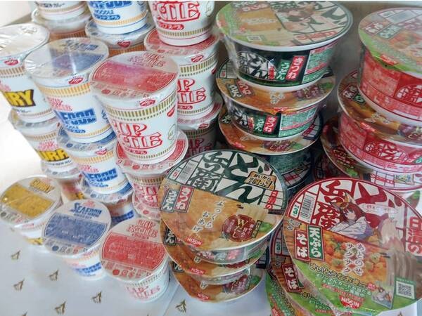 お夜食にカップ麺付（※写真はイメージ）