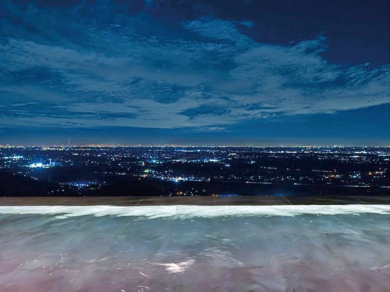 インフィニティ露天風呂（夜景）