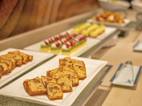 地元茨城県の特色あふれるディナービュッフェ/例