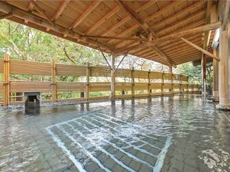 ゆの宿 白山菖蒲亭／露天風呂「白山風露」