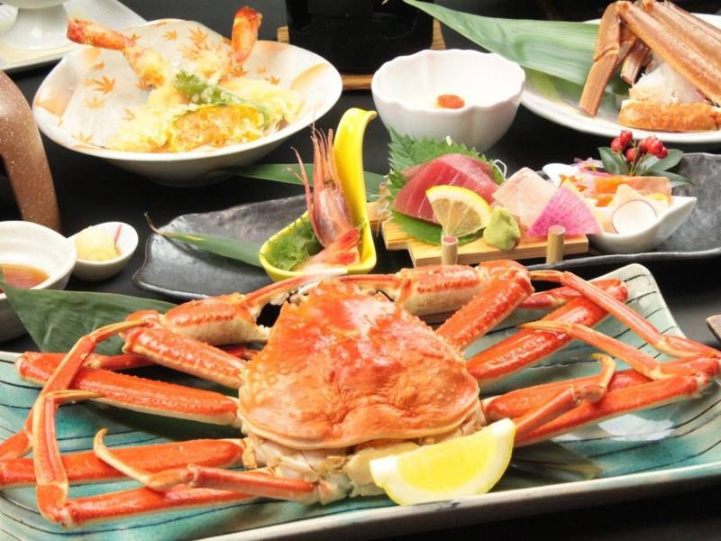 ゆの宿 白山菖蒲亭の「【秋冬】蟹鍋・焼き蟹・蟹てんぷら・ズワイガニ
