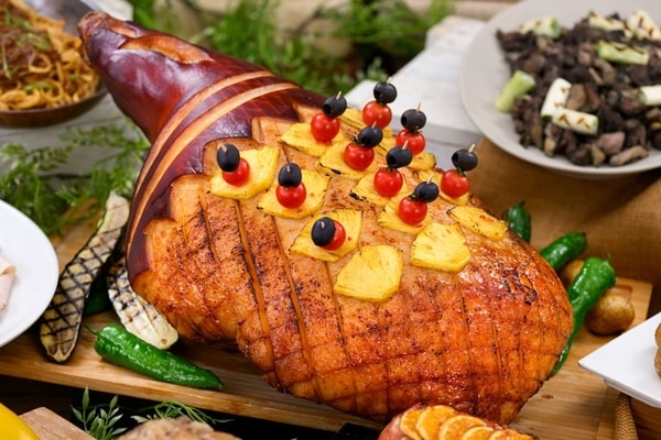 【夕食バイキング/例】5/11～7/17まで肉フェス開催中！ライブキッチンでは、ジャンボンヨークをご提供★