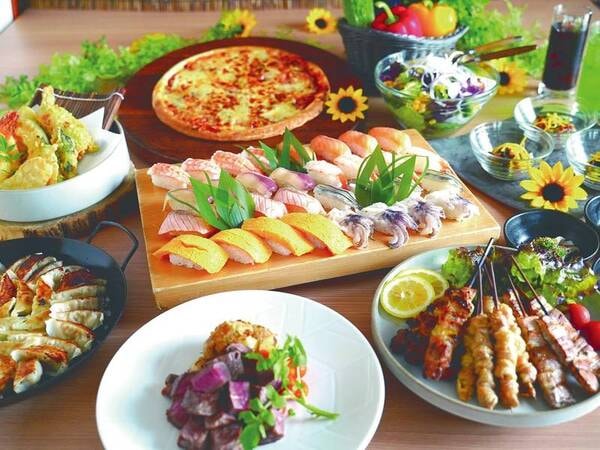 【夕食ビュッフェ/例】6月～8月は「夏のわくわくディナービュッフェ」開催中！今年の夏は新しくお寿司と博多焼鳥と天ぷらをライブキッチンにてご提供！もちろん大好評の国産牛鉄板焼きも♪