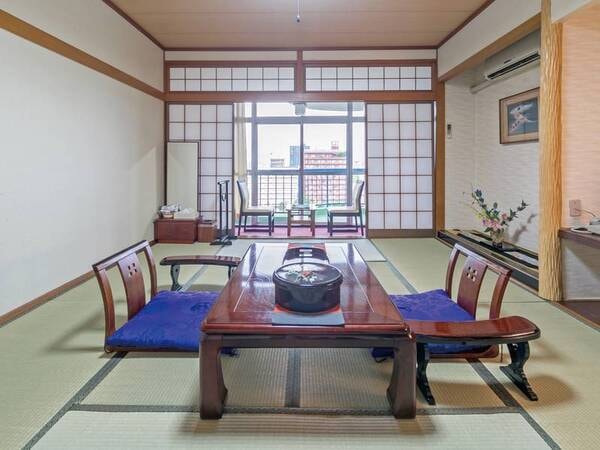 【川側和室(禁煙)/例】ぬくもりあふれる広々とした設え