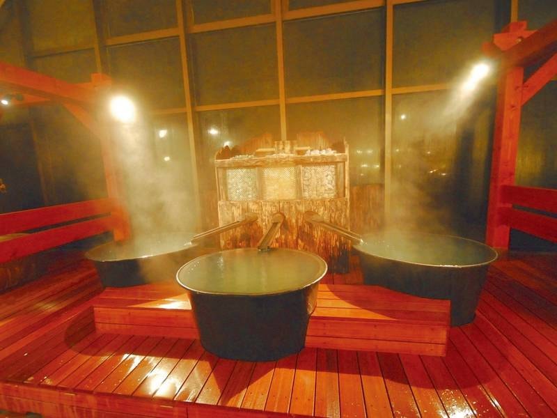 鉄釜風呂（内湯）