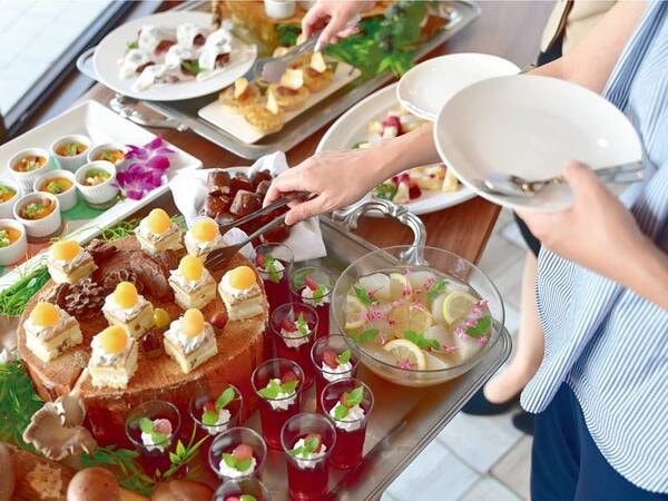 秋のバイキング料理一例