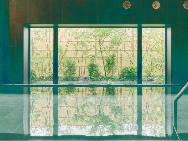 【天然温泉】朝霧の湯