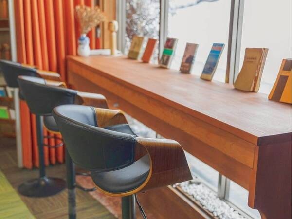 【館内】温かなもてなしが息づく、寛ぎのロビー