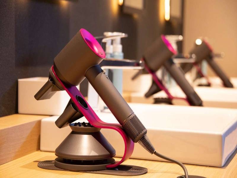 【14階大浴場・露天風呂/脱衣スペース】スタイリッシュなドライヤー