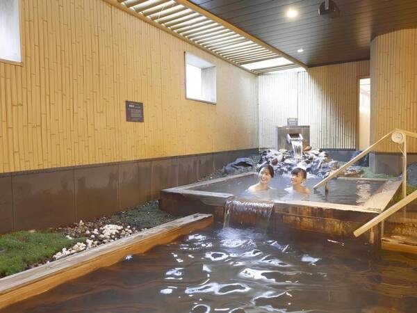 湯仙峡「庭園風呂」/女性