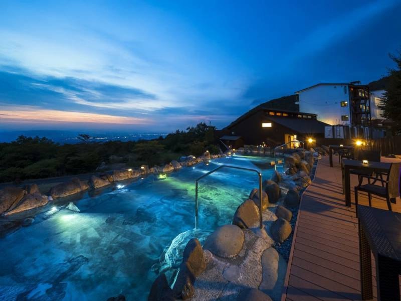 天空露天プール