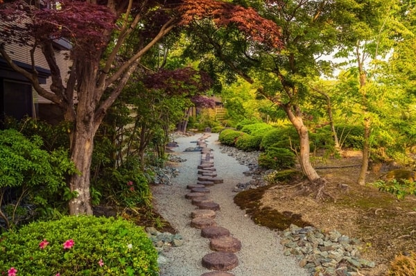 九州随一の美しい景観を誇る朝倉の郷にひっそりと佇む、隠れ宿・水雲亭