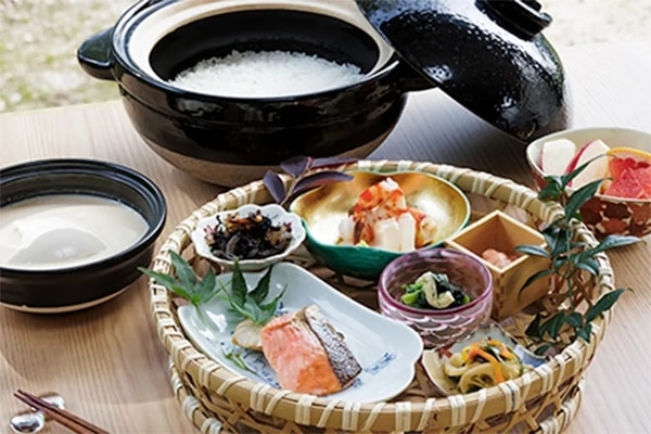 【朝食一例】旅先での朝食は、ひそかな楽しみのひとつ