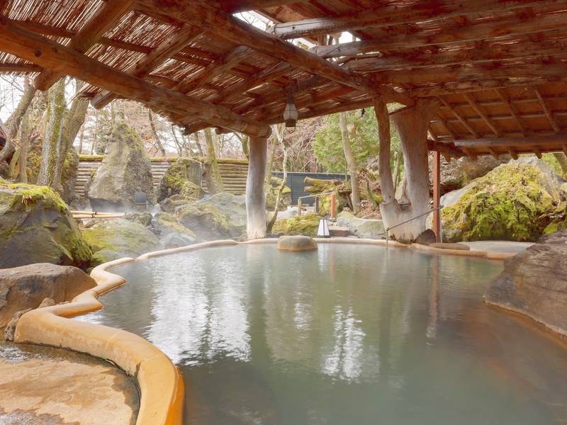 どんどこ湯・露天風呂