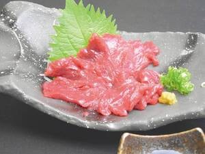 熊本名物・馬刺し/例