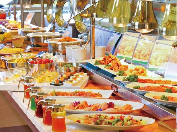【夕食バイキング】蟹や国産牛ステーキ、あか牛ハンバーグなど一品一品こだわったメニュー