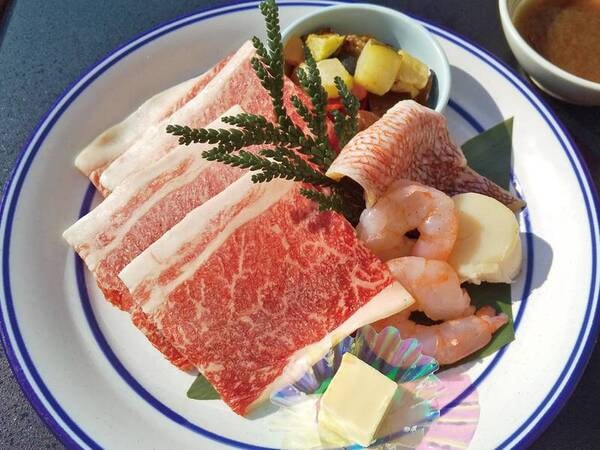 【夕食/メイン一例】大塚牛焼きしゃぶ＆海鮮焼