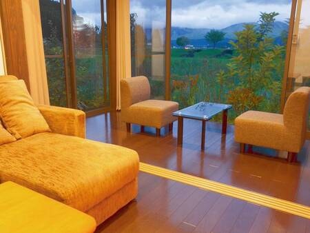 【＜洋室＞離れ平屋 温泉付/例】