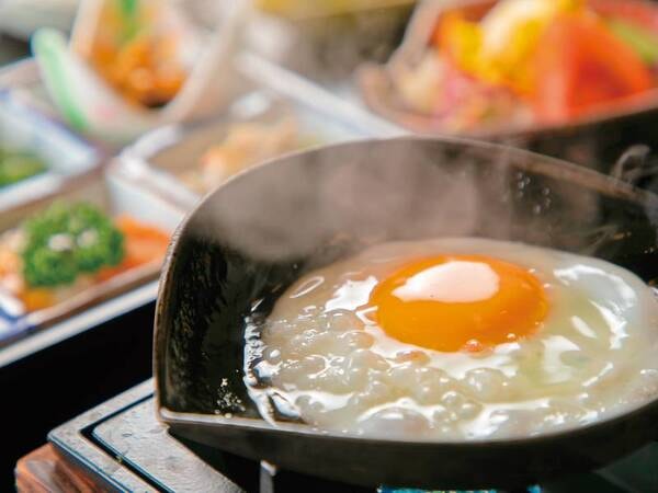 【朝食/例】献立は旬の食材を使用した和定食