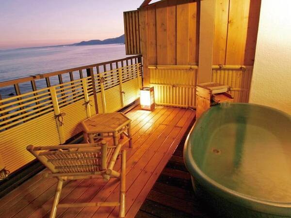 【温泉露天風呂付客室】/例