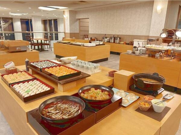 【夕食:飲み放題付和洋中バイキング/例】※お食事時間は90分となります。