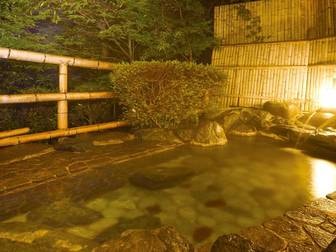 水のみち 風のみち 湯ヶ島 たつた／【露天風呂・ふくの湯】野趣あふれる渓流沿いの露天風呂