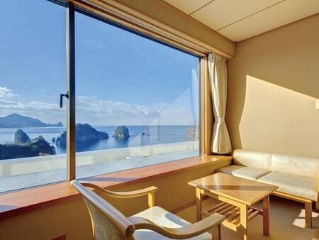 【和室10畳/眺望例】堂ヶ島の美しい海岸線を一望。5階以上の上層階確約