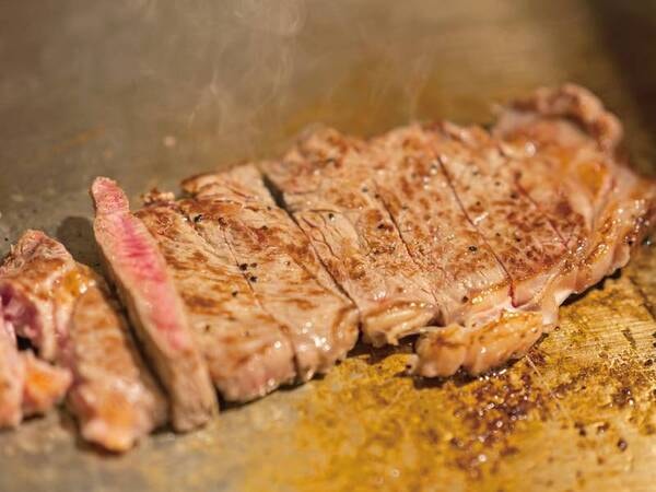 焼きたてあつあつのスケーキ/夕食例