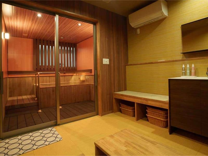 【貸切風呂/物聞】脱衣所