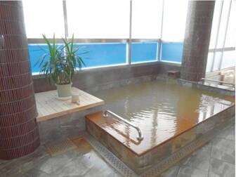 石坂旅館／【浴場】伊香保温泉特有の「黄金の湯」を源泉100%かけ流し