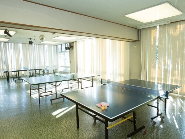 【卓球コーナー】みんなでワイワイ楽しめます