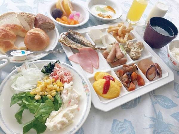 【朝食/例】朝食もバイキングをご用意！豊富な和洋メニューが好評