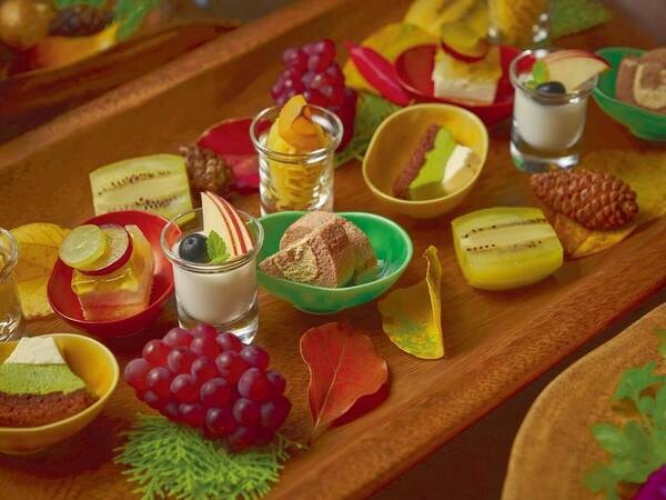 夕食約90種/9～11月の一例