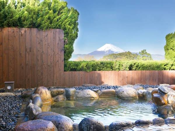 【貸切風呂/冨士見の湯(1階)】富士山の景色と良質な湯を独り占め！