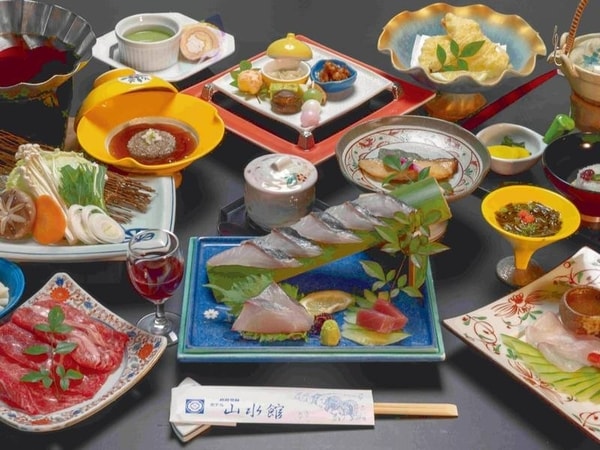 【関あじ・豊後鯛＆牛】/例