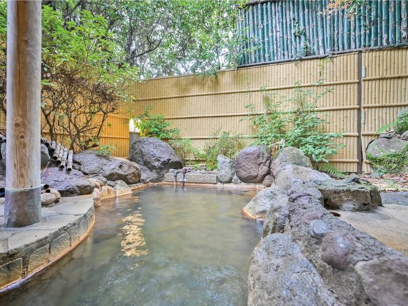 【源泉かけ流し】庭園露天風呂