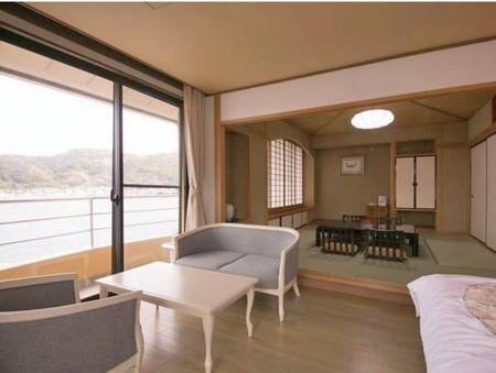 【和室8畳＋洋室/例】松浦湾を望む洋室(ツインベッド)+8畳のお部屋