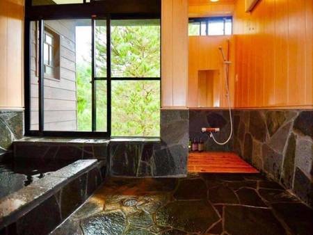 内湯付離れ・しゃらの間(６畳+８畳）/内湯