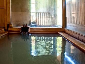 長湯温泉　大丸旅館／【女性用浴場】「源泉かけ流し宣言」の長湯温泉