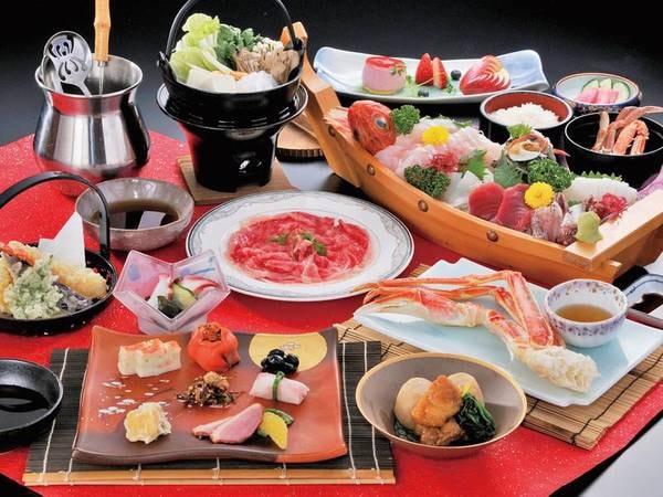 【夕食/例】和食コースには和牛鍋&新鮮魚介の舟盛り付き！