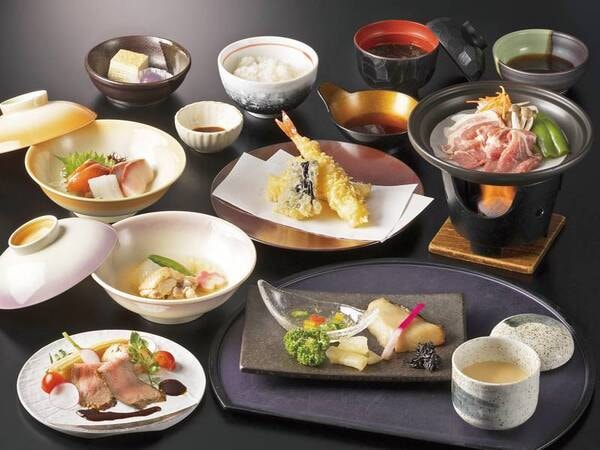 【夕食/写真一例】箱根山麓豚を使った陶板焼きをはじめ、山海の幸を中心にご賞味いただけます