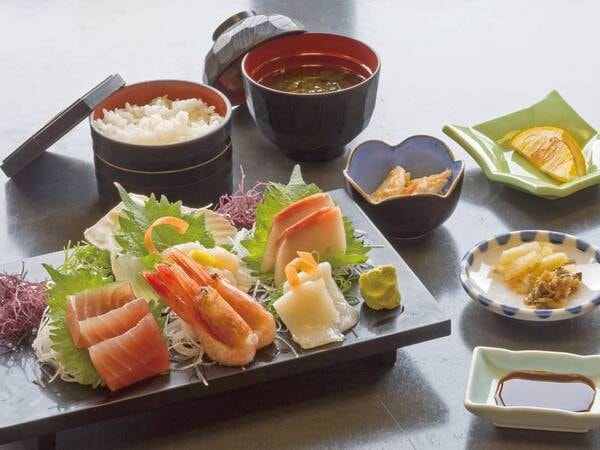 【夕食/例】日帰り温泉のレストランメニュー約20種からお好きなものを当日選べる！