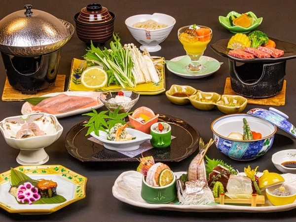 2026年7月8月《お献立一例》旬の食材を活かし、夏の涼味を愉しむ、和洋折衷創作会席膳をご用意致しました♪