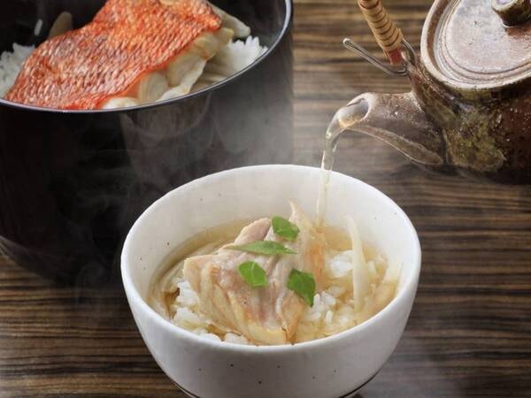 【夕食/食事】金目鯛炊き込みご飯/一例