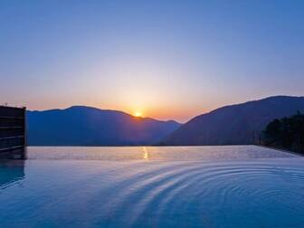 箱根小涌園 天悠/【6階・大浴場】浮雲の湯露天風呂
