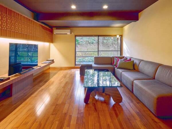 半露天付和洋室【南館スイート201　梢】　リビング/例