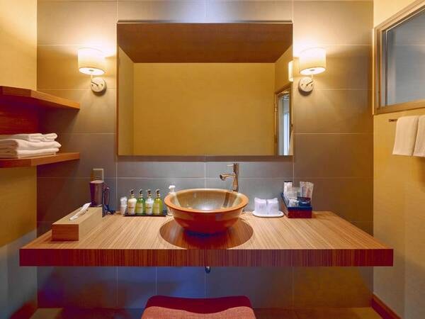 半露天付和洋室【南館スイート202　和】　パウダールーム/例